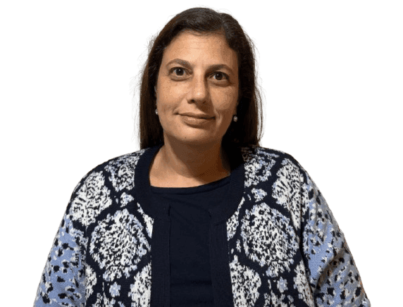 Ms. Débora Sztarcsevszky